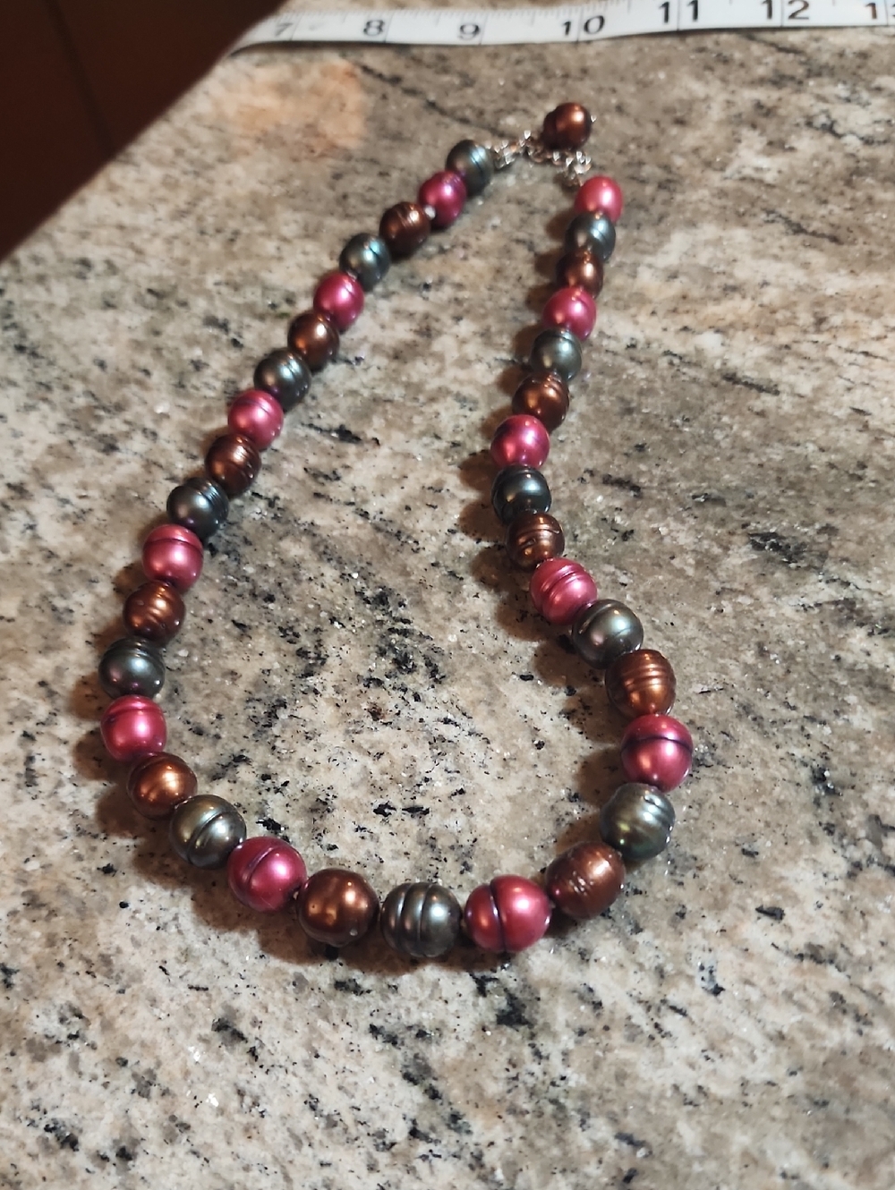 Multicolor Pearl Bead Necklace in Pink, Bronze & Gunmetal